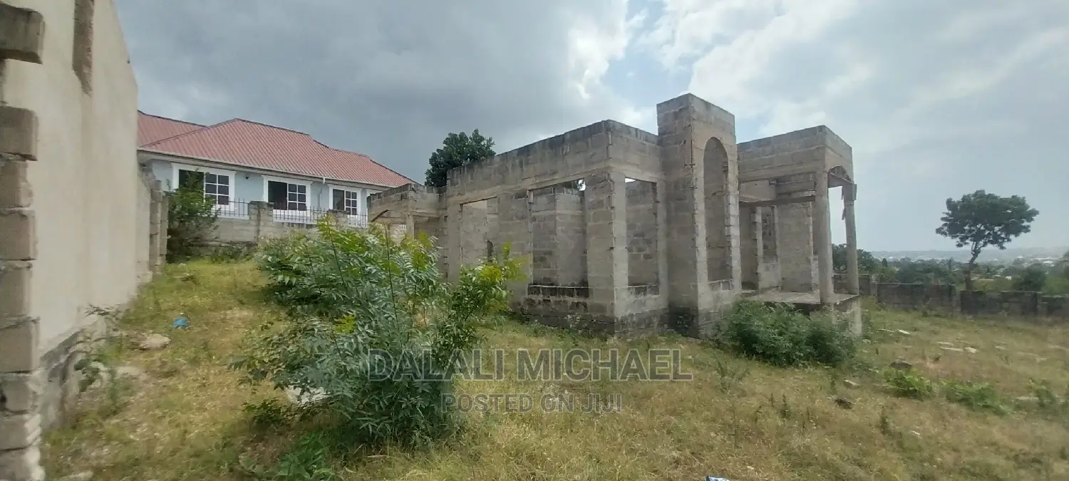 Plot for Sale Salasala.