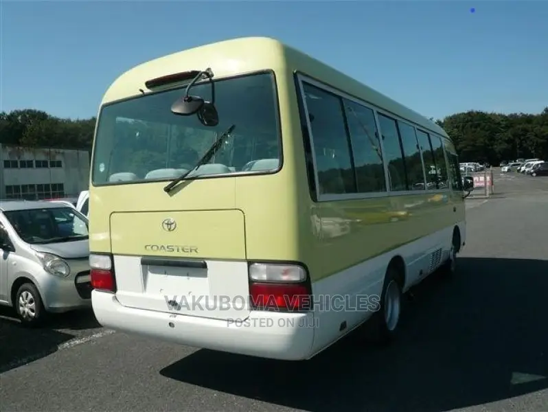 Toyota Coaster 2006 Green