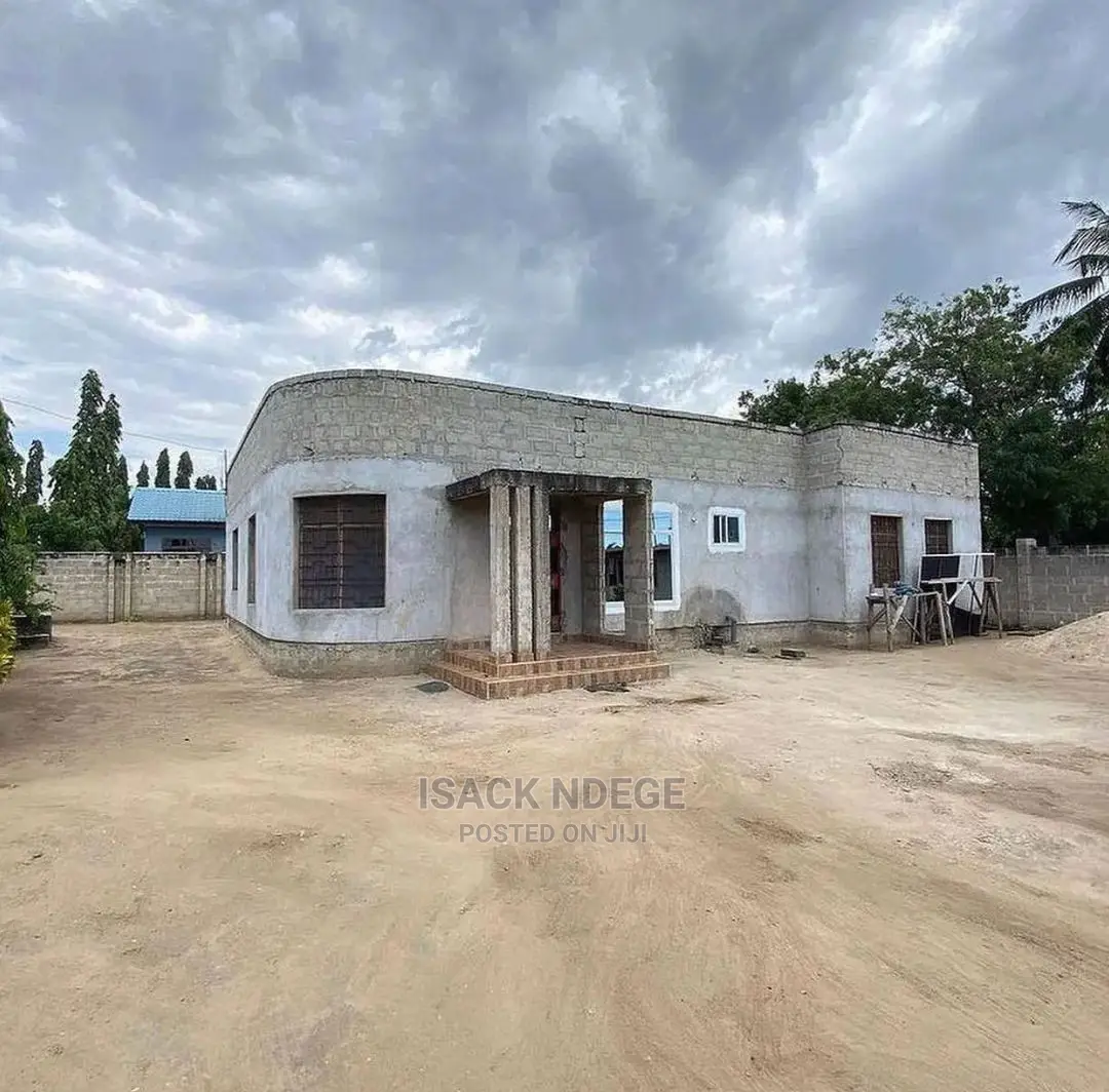 3bdrm House in Mbweni, Kinondoni for sale