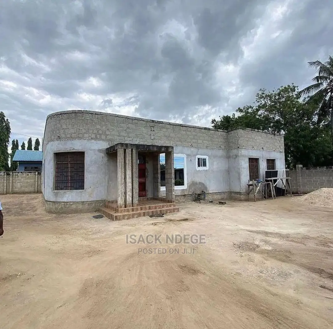 3bdrm House in Mbweni, Kinondoni for sale