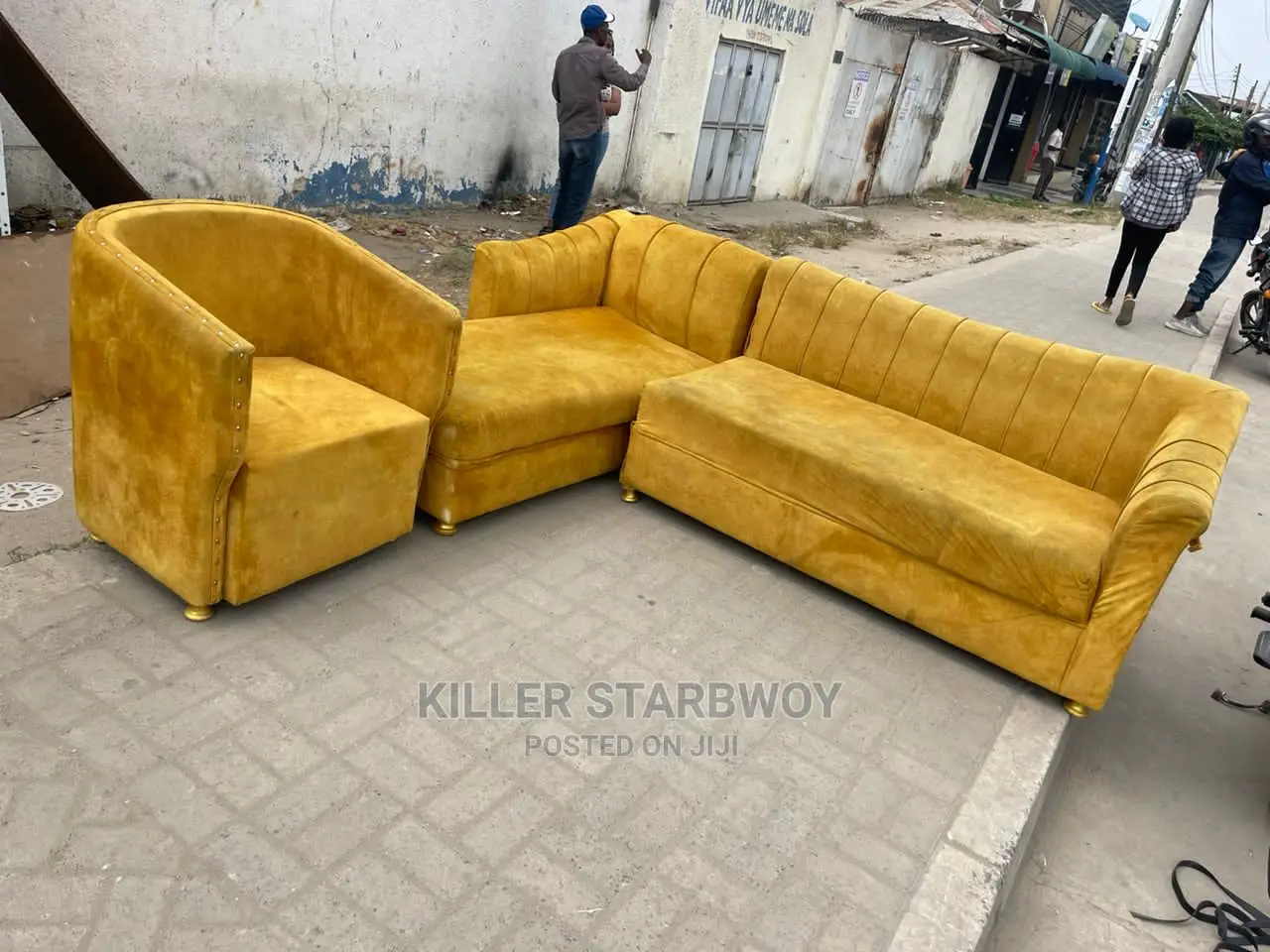 Sofa Zote ( Seti Moja Na La Mtu Mmoja)