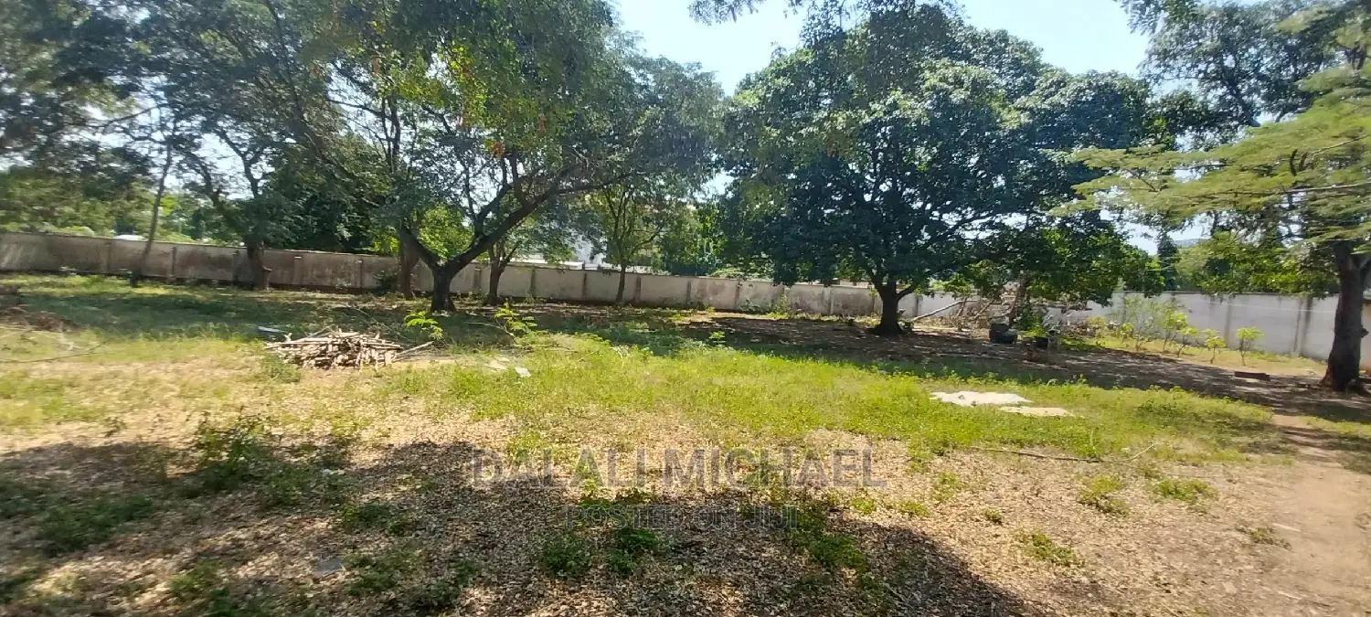 Plot for Sale at Masaki.