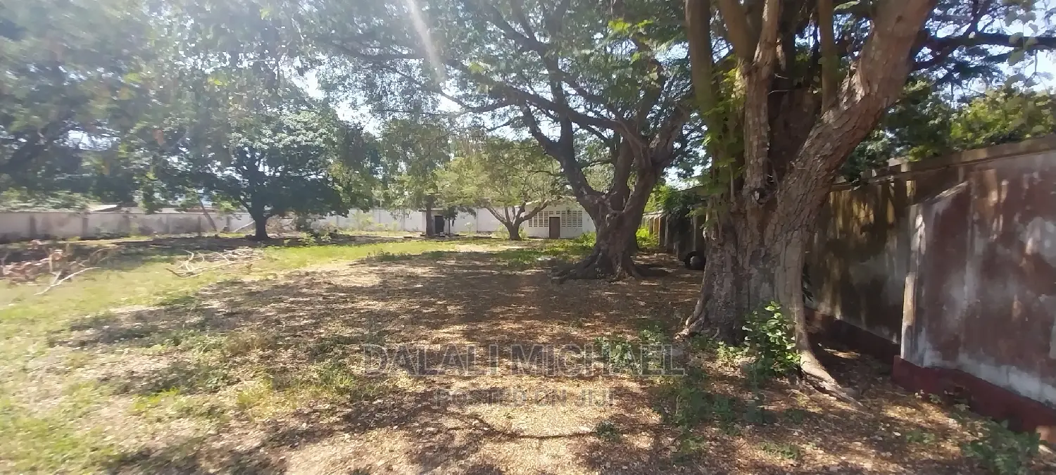 Plot for Sale at Masaki.
