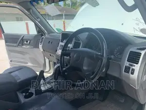 Mitsubishi Pajero 2005 White