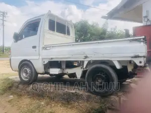 Suzuki Super Carry 2000 White