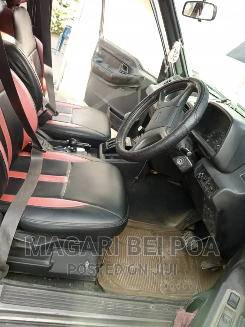 Suzuki Escudo 2005 Gray