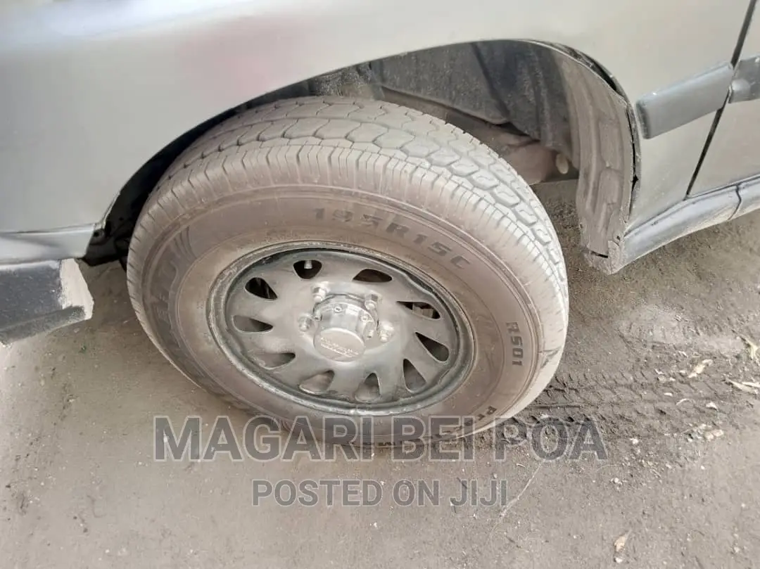 Suzuki Escudo 2005 Gray