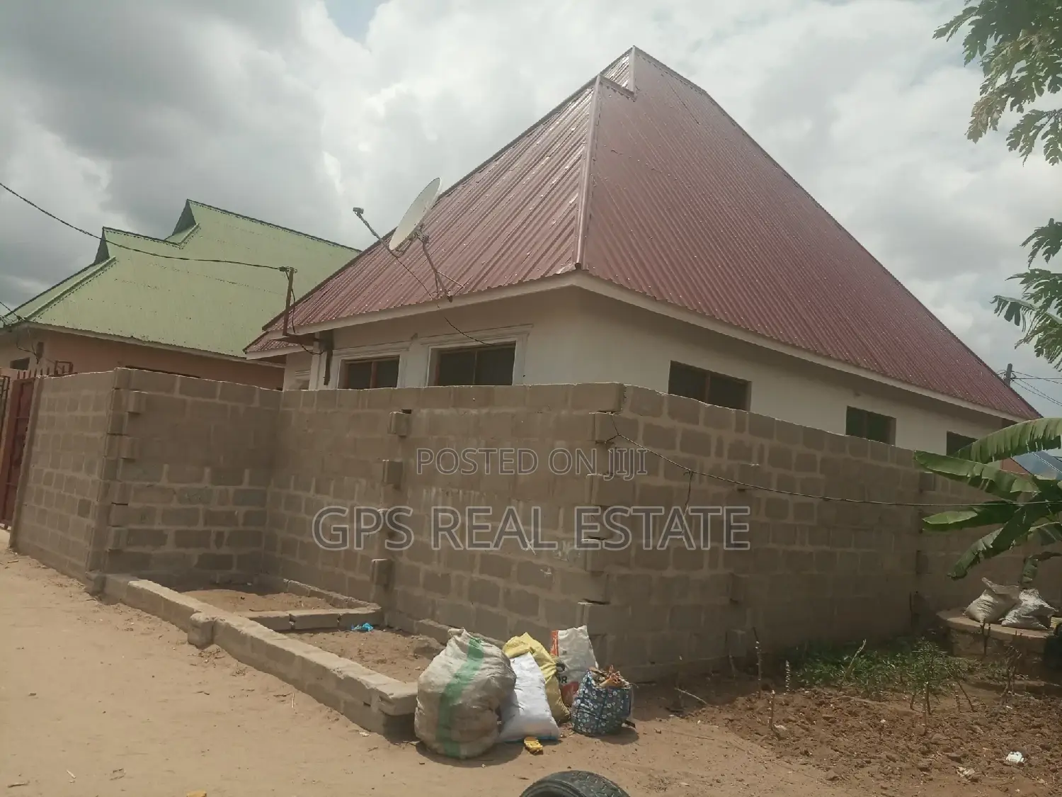 3bdrm House in Magengeni Chamazi for sale