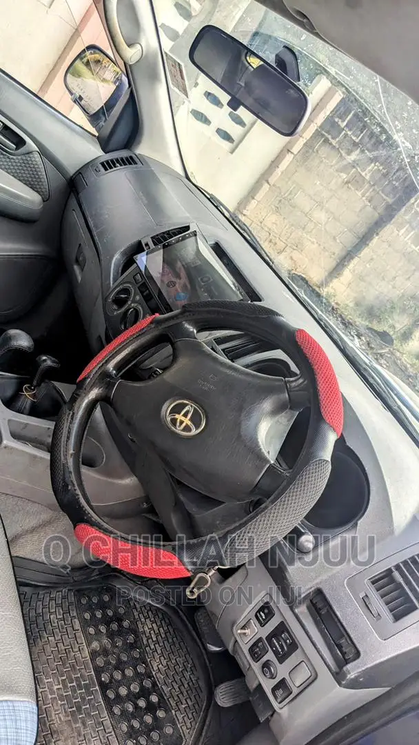 Toyota Hilux 2008 Blue