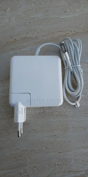 Apple Laptops Charger Available Wholesale and Retail.