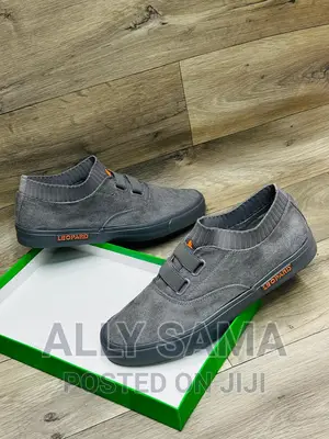 Sneakers Gray
