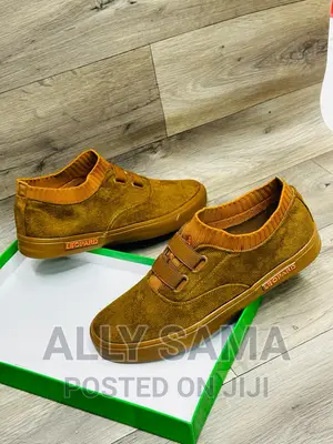 Sneakers Brown