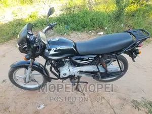 Bajaj Boxer X125 2021 Black