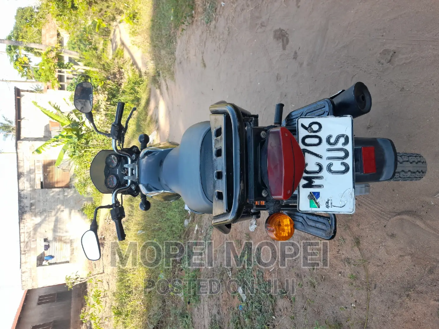 Bajaj Boxer X125 2021 Black