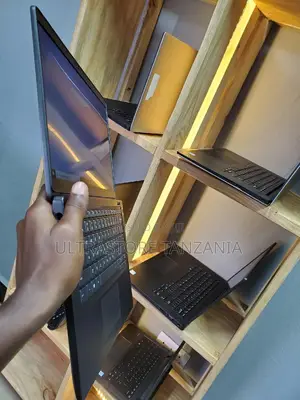 Laptop Dell Latitude 5300 8GB Intel Core I5 SSD 256GB