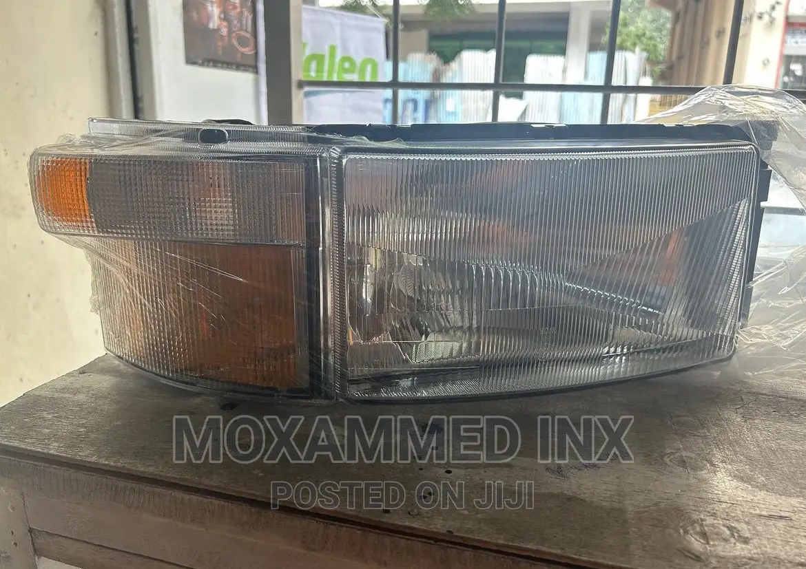 Scania 124 Headlamp