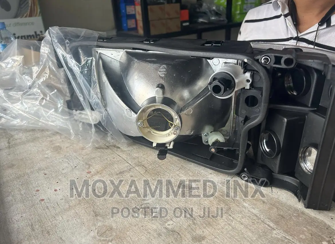 Scania 124 Headlamp