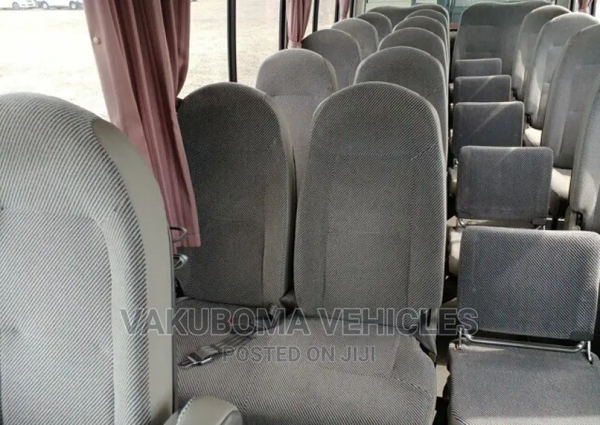 Mitsubishi Fuso Rosa 1996 Blue