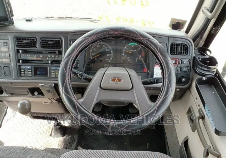 Mitsubishi Fuso Rosa 1996 Blue