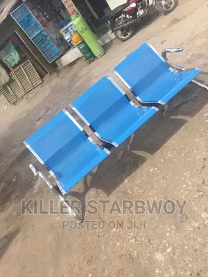 Waiting Chair Watu 3