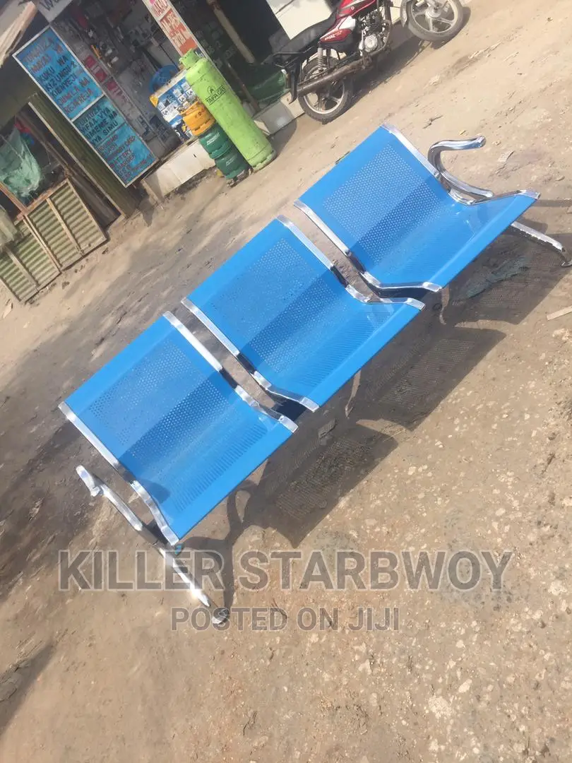 Waiting Chair Watu 3