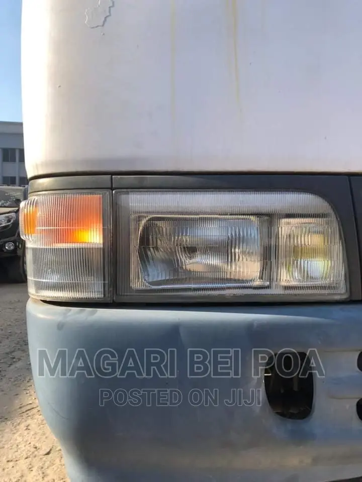 Toyota Coaster 2004 White
