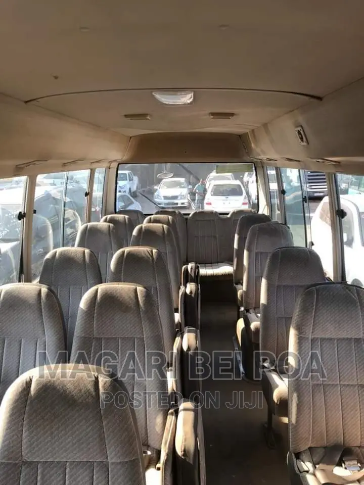 Toyota Coaster 2004 White