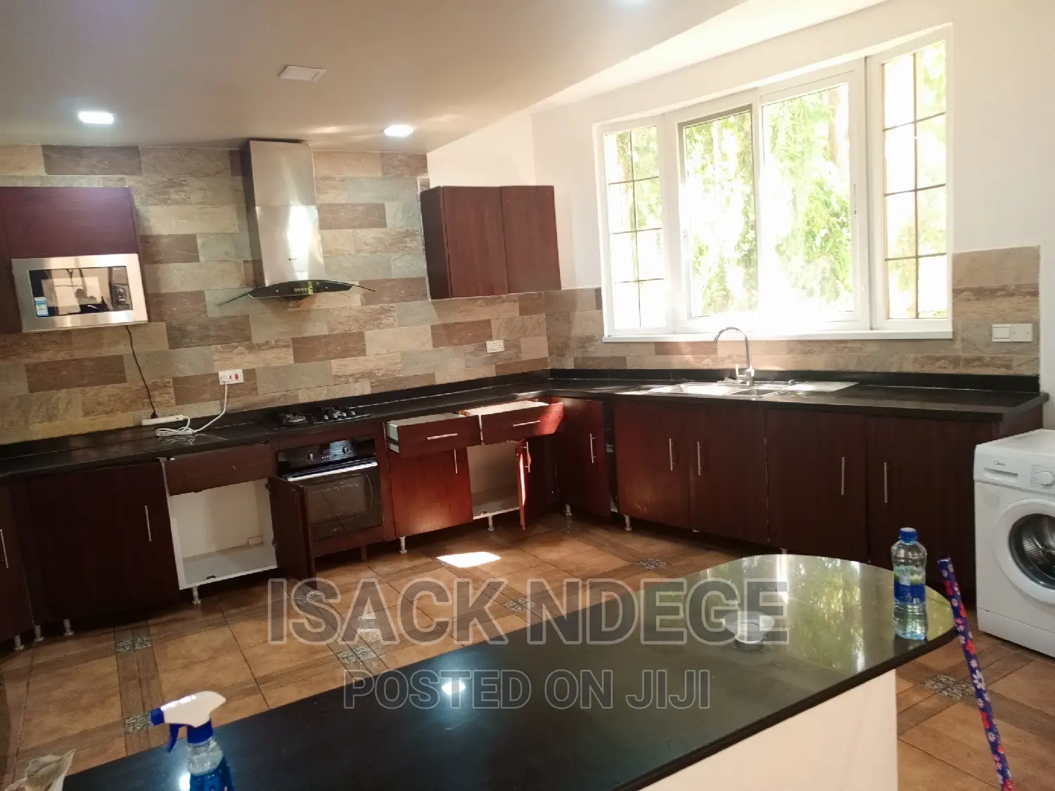 Furnished 4bdrm Villa in Mbezi Beach, Kinondoni for rent