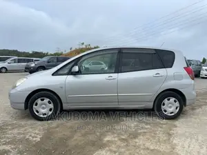 Toyota Corolla Spacio 2002 Silver