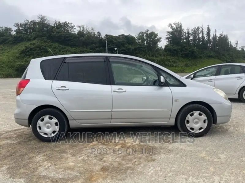 Toyota Corolla Spacio 2002 Silver