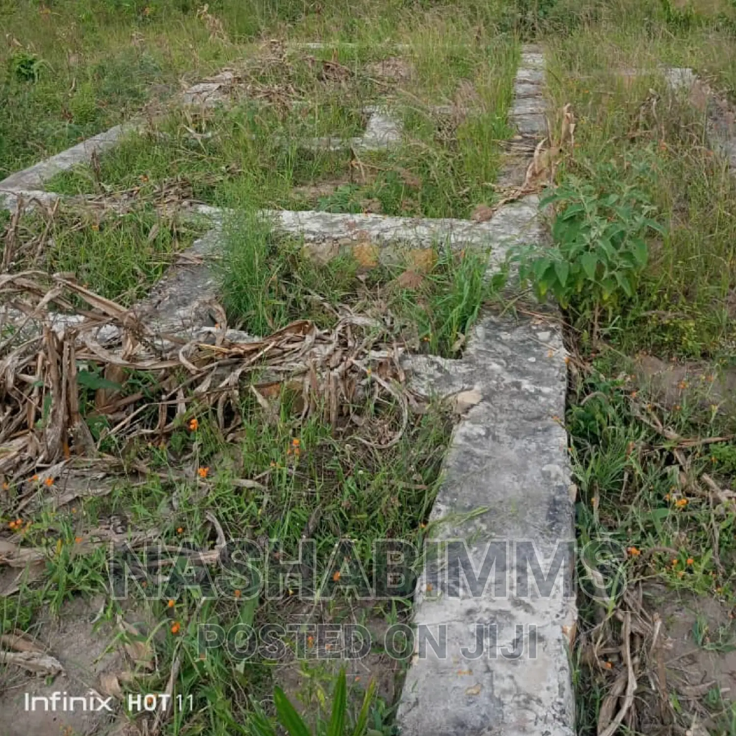 Corner Plot for Sale in Tanga Pongwe