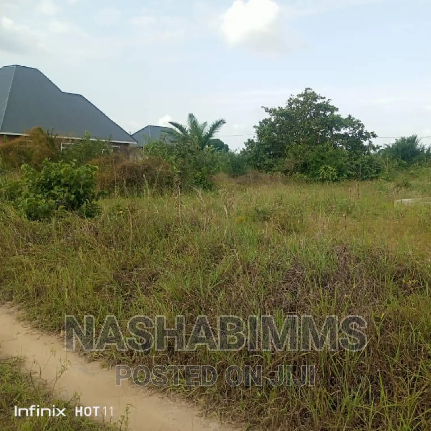 Corner Plot for Sale in Tanga Pongwe