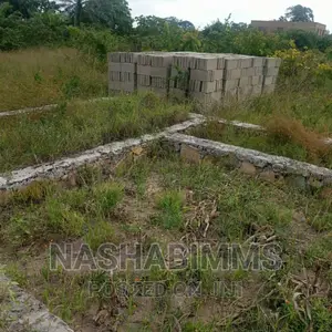 Corner Plot for Sale in Tanga Pongwe