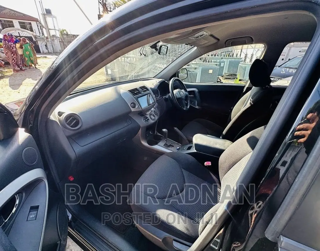 Toyota RAV4 2.4 2008 Black