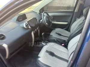 Toyota Vanguard 2012 Black