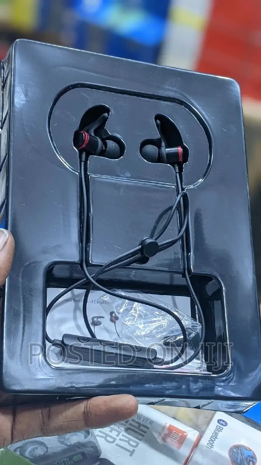 Wireless Neckband Earphones