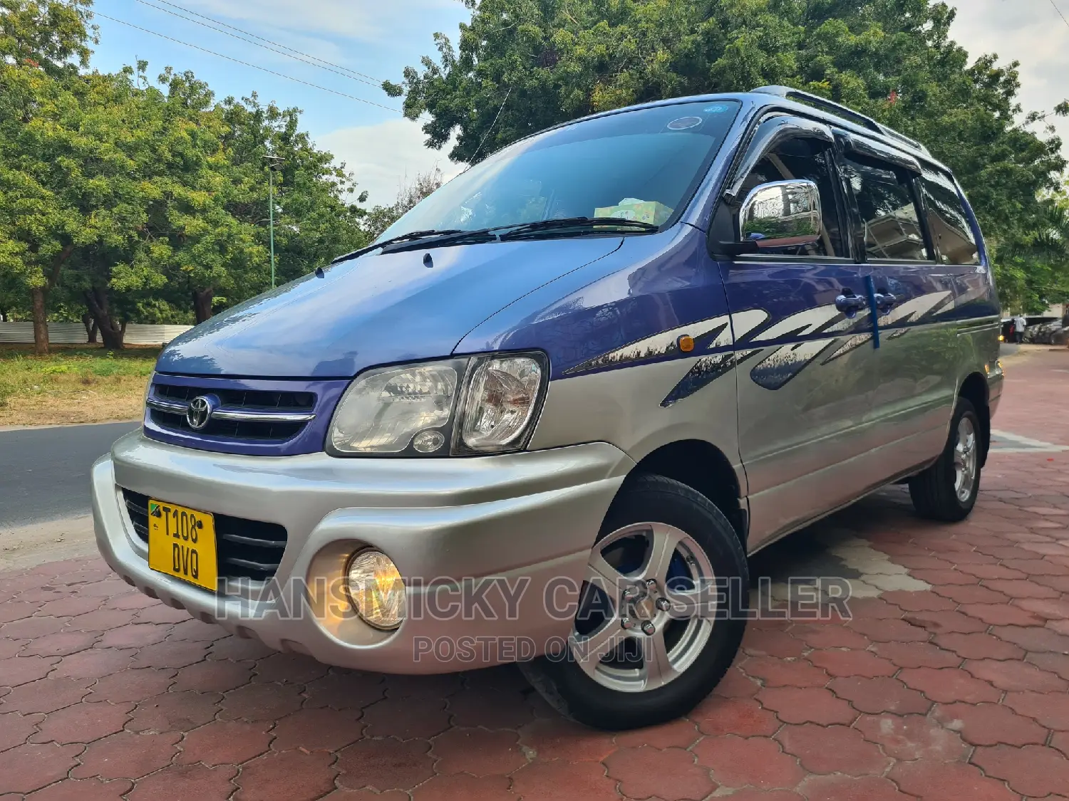 Toyota Noah 2001 Blue