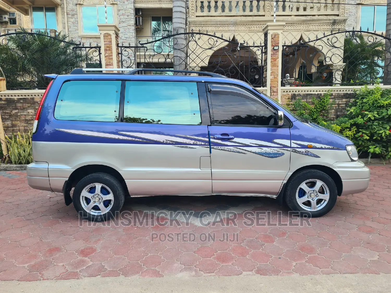 Toyota Noah 2001 Blue