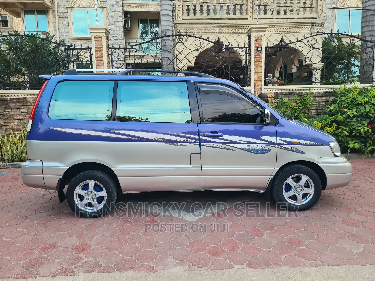 Toyota Noah 2001 Blue