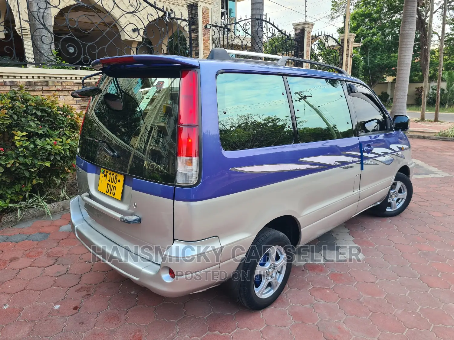 Toyota Noah 2001 Blue