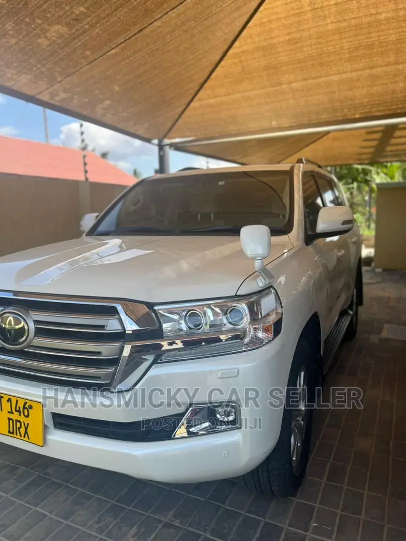 Toyota Land Cruiser Cygnus 4.7 2007 White