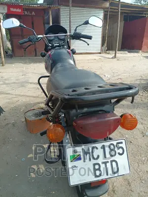 Bajaj Boxer 150 UG 2022 Red