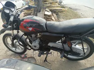 Bajaj Boxer 150 UG 2022 Red