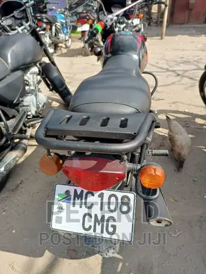 Bajaj Boxer X125 2022 Red