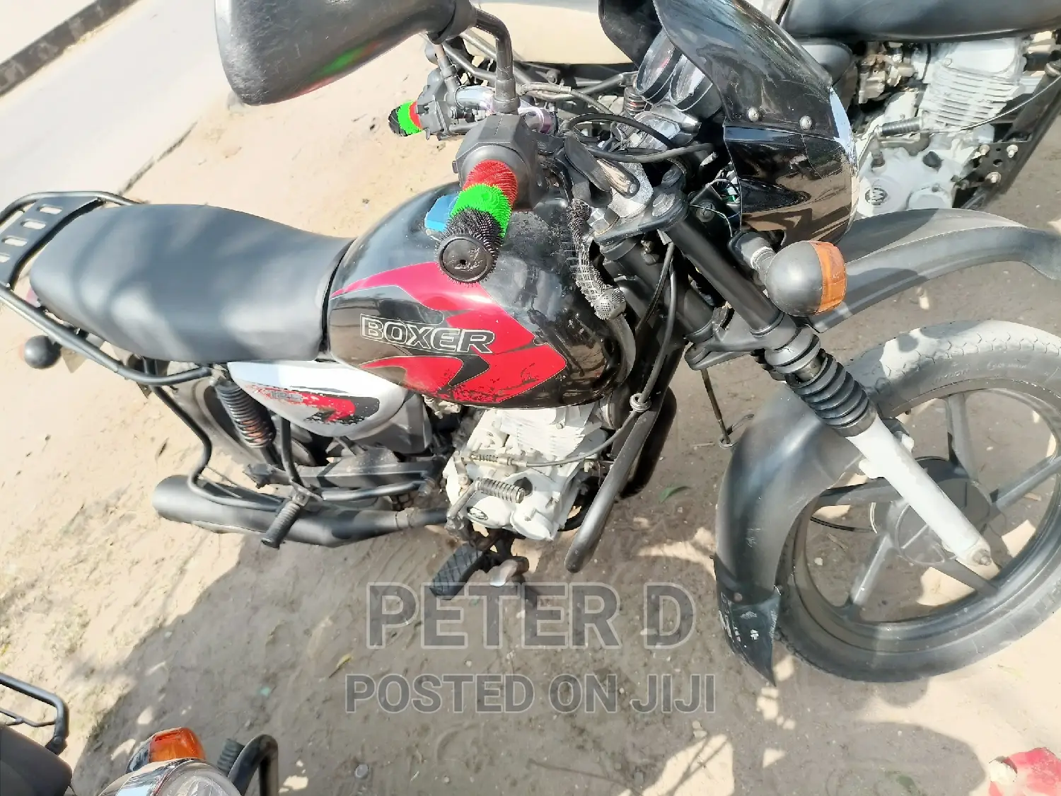 Bajaj Boxer X125 2022 Red