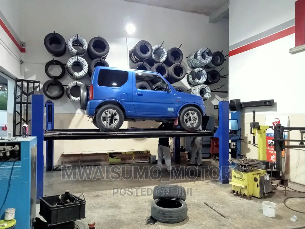 Suzuki Jimny 2000 Blue