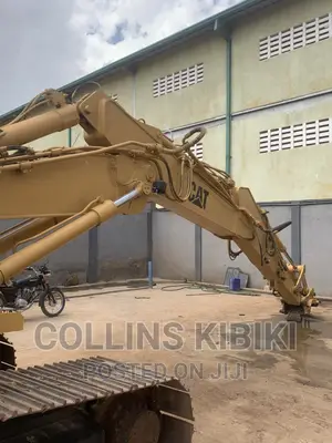 Cat 317 B Excavator