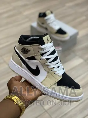 Jordan1 Sneakers