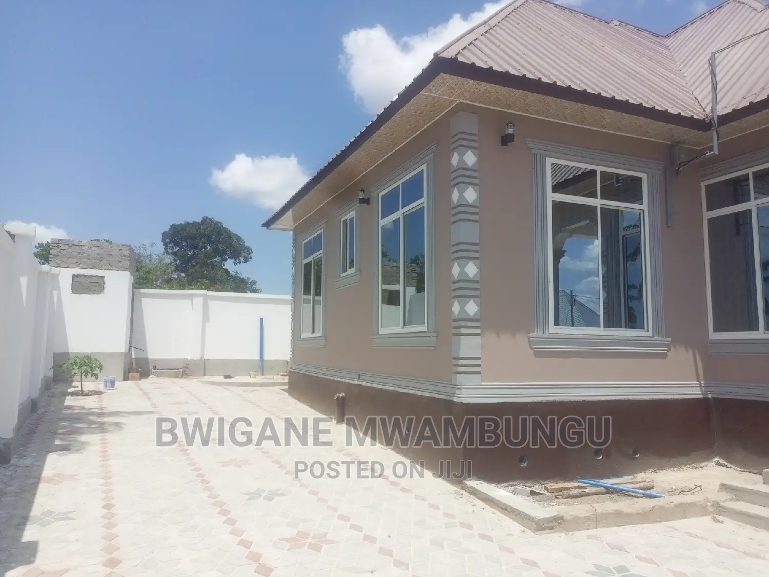 Furnished 4bdrm Apartment in Mwambungu Broker, Toangoma for sale
