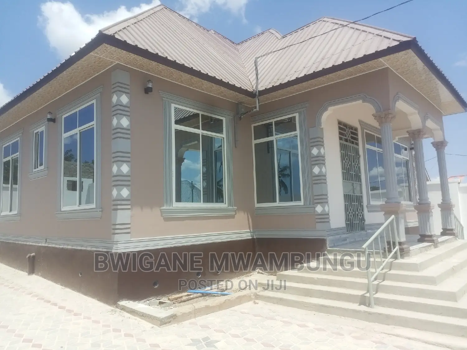 Furnished 4bdrm Apartment in Mwambungu Broker, Toangoma for sale
